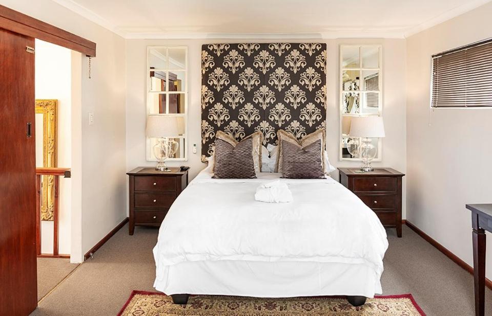 Ridgeworth Boutique Guesthouse Беллвілл Екстер'єр фото